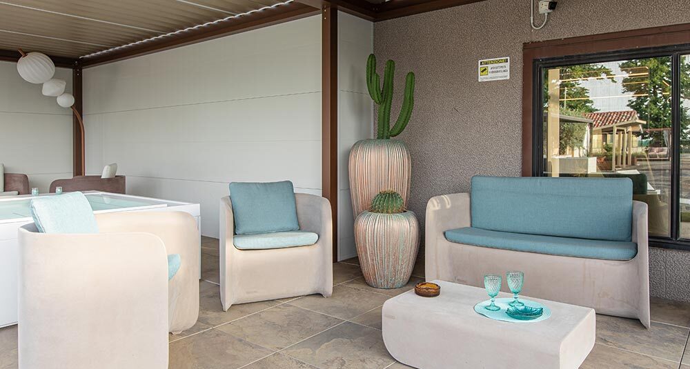 Showroom-chiusure-per-outdoor-a-castelfranco-emilia