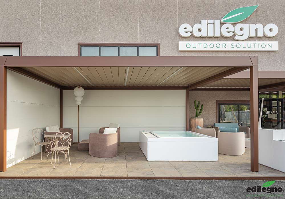 Showroom-di-prodotti-da-esterno-a-modena-castelfranco-emilia