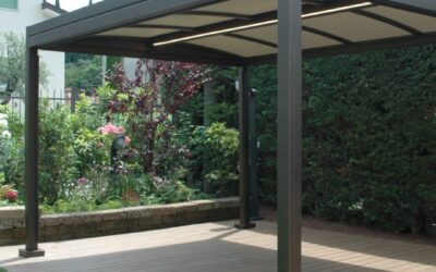 Gazebo in metallo: perché sceglierlo per il tuo giardino o terrazzo
