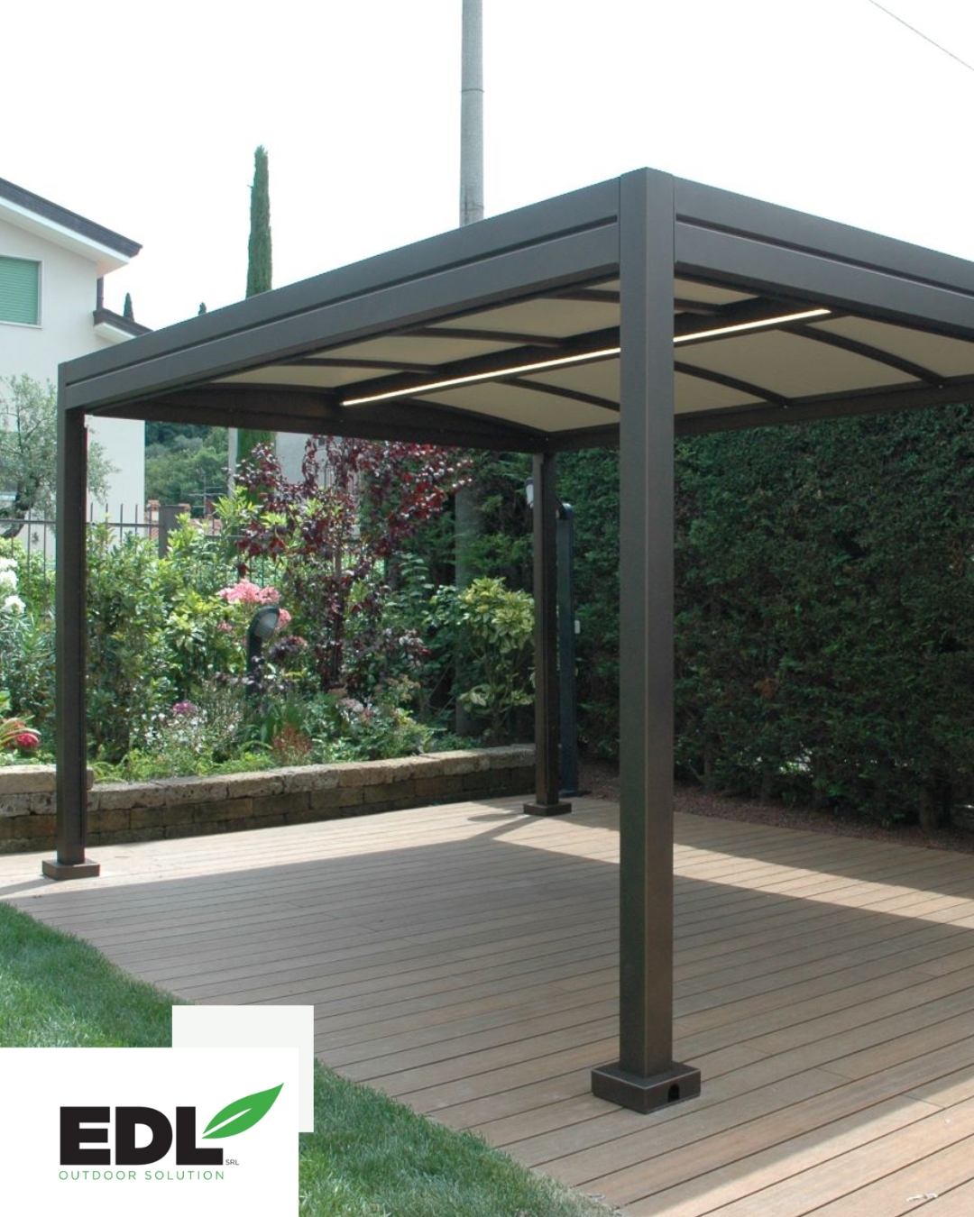 Gazebo in metallo: perché sceglierlo per il tuo giardino o terrazzo